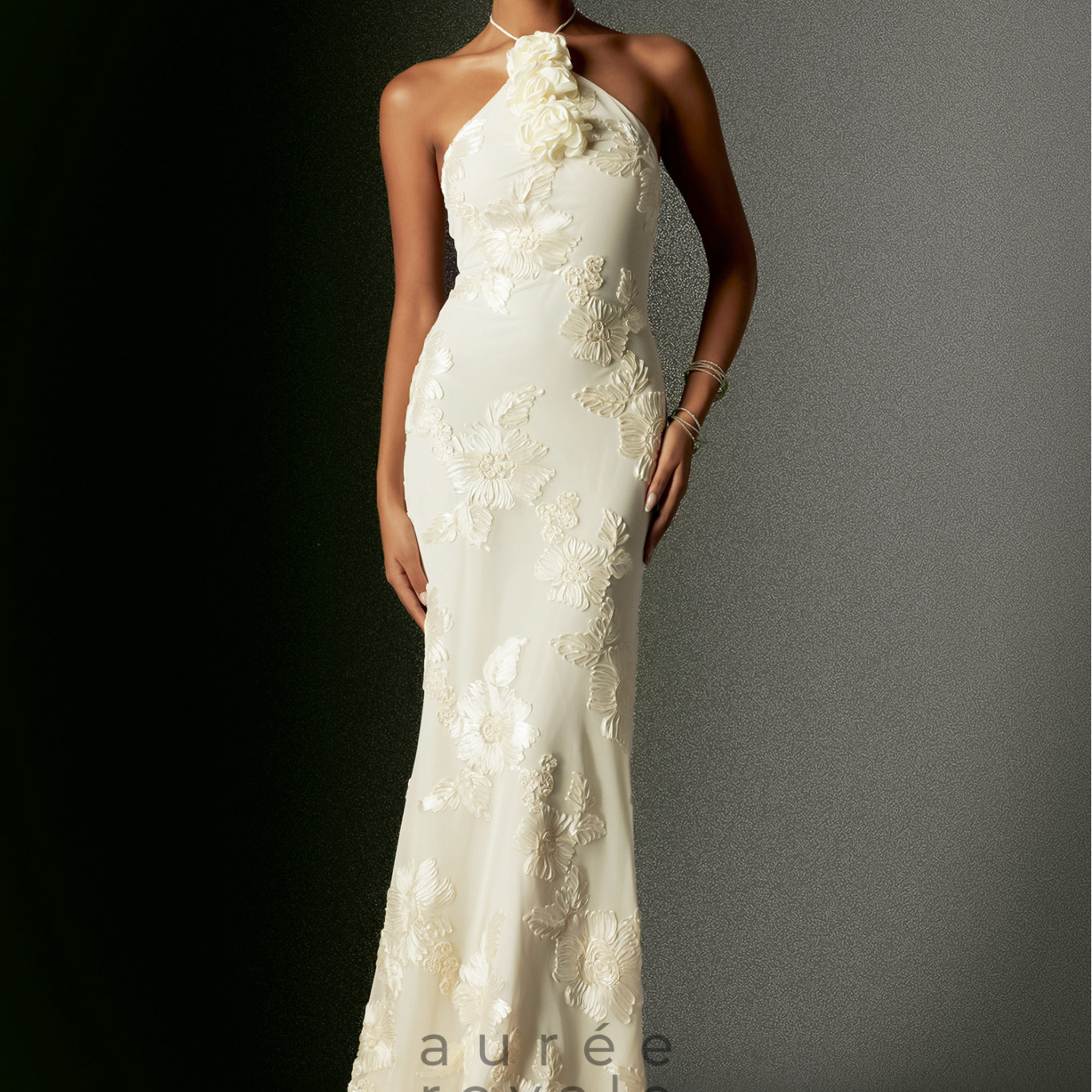 Avanée Çiçek Motifli Halter Maxi Elbise
