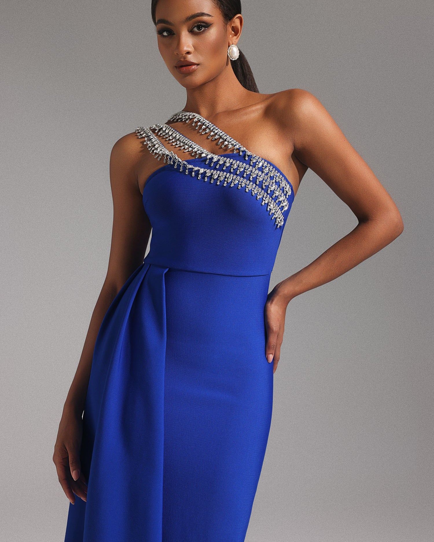 Lucienne Kristal Askılı Saten Drape Midi Elbise